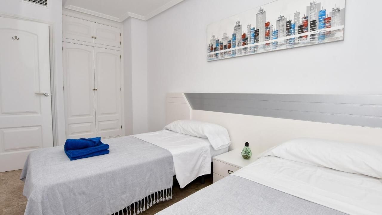 Apartamento Las Calitas II Оріуела Екстер'єр фото